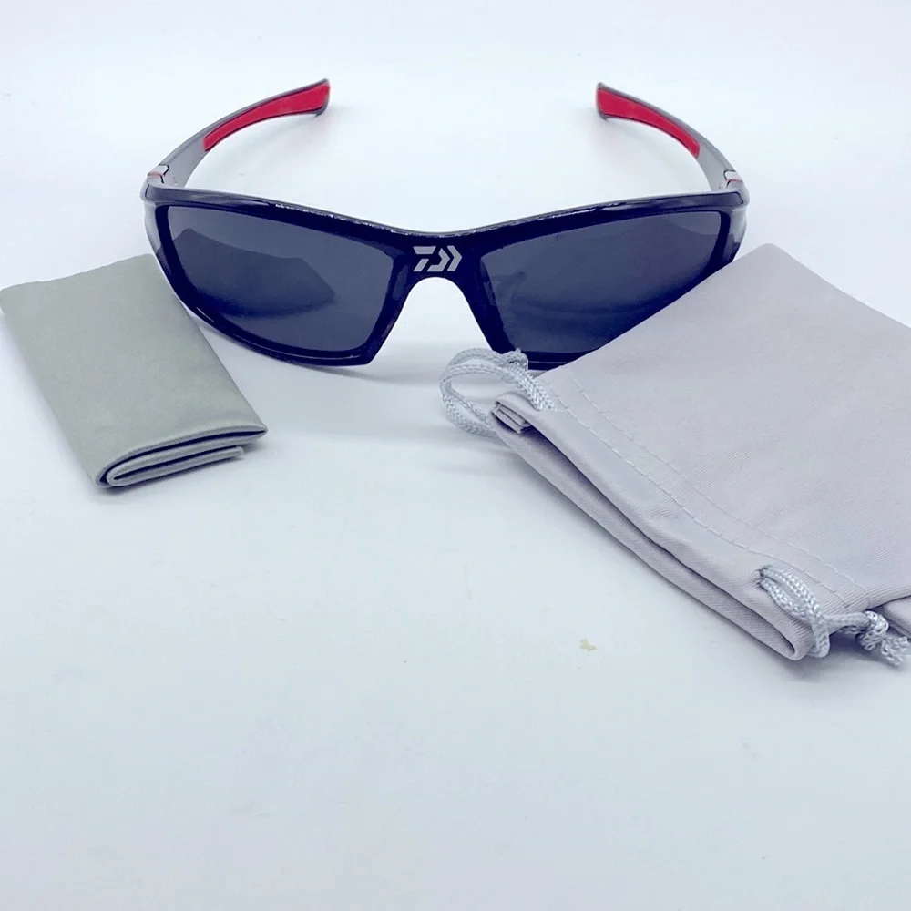 Polarized Men’s UV 400 Sunglasses NWT